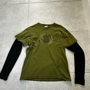 Crazy Shirt Men’s Medium Long Sleeve